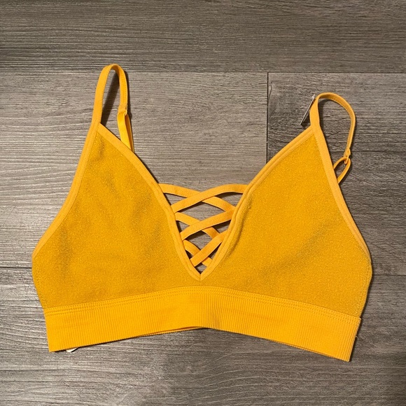 NWT VICTORIA SECERT BRALETTE - Picture 4 of 4
